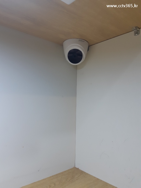 독서실cctv.jpg